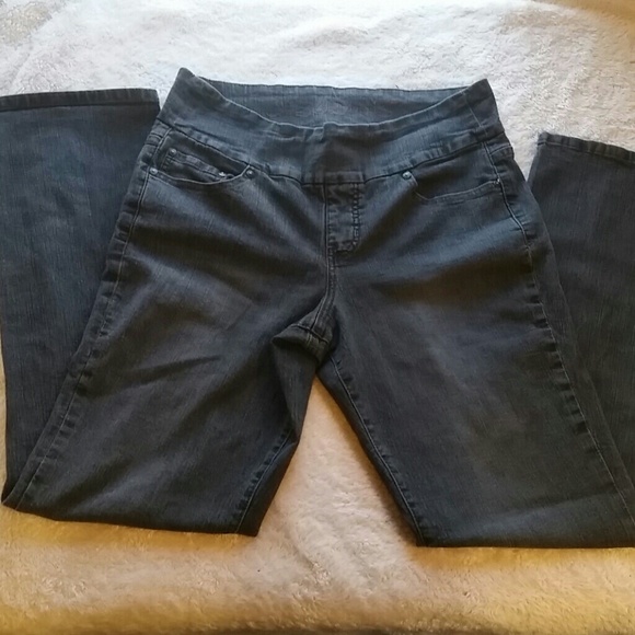 Jag Jeans Denim - JAG Pull On Straight Leg Jeans in Black / 16